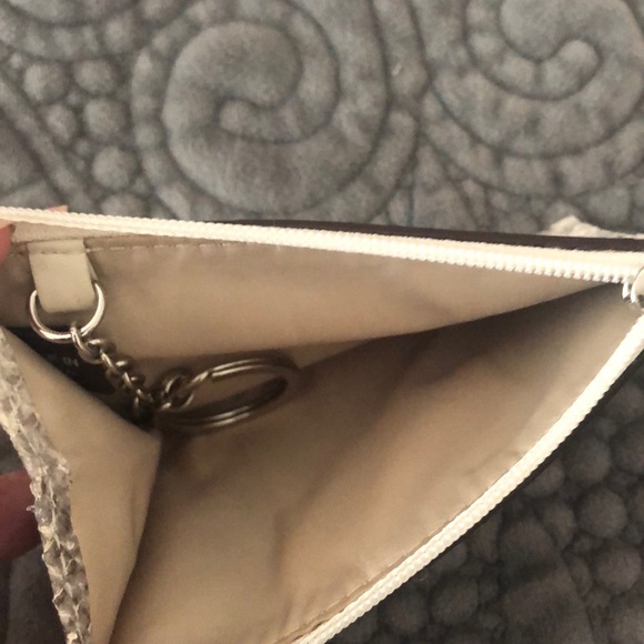 NWOT COACH MINI COIN - Picture 5 of 8